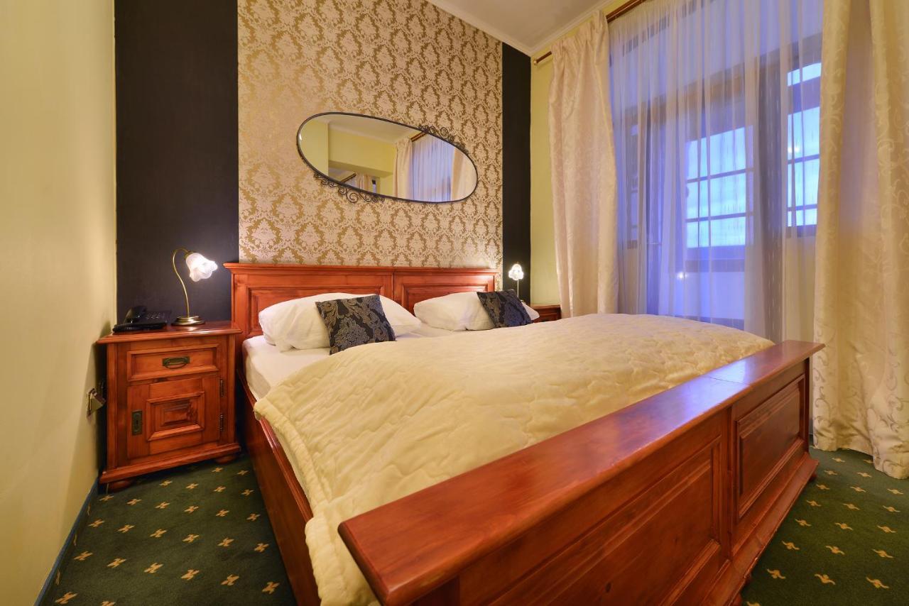Česká Lípa City Hotel Morris מראה חיצוני תמונה