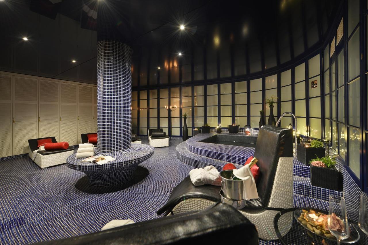 Česká Lípa City Hotel Morris מראה חיצוני תמונה