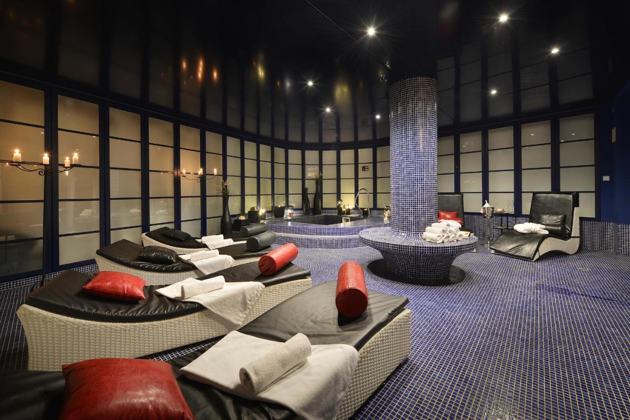 Česká Lípa City Hotel Morris מראה חיצוני תמונה