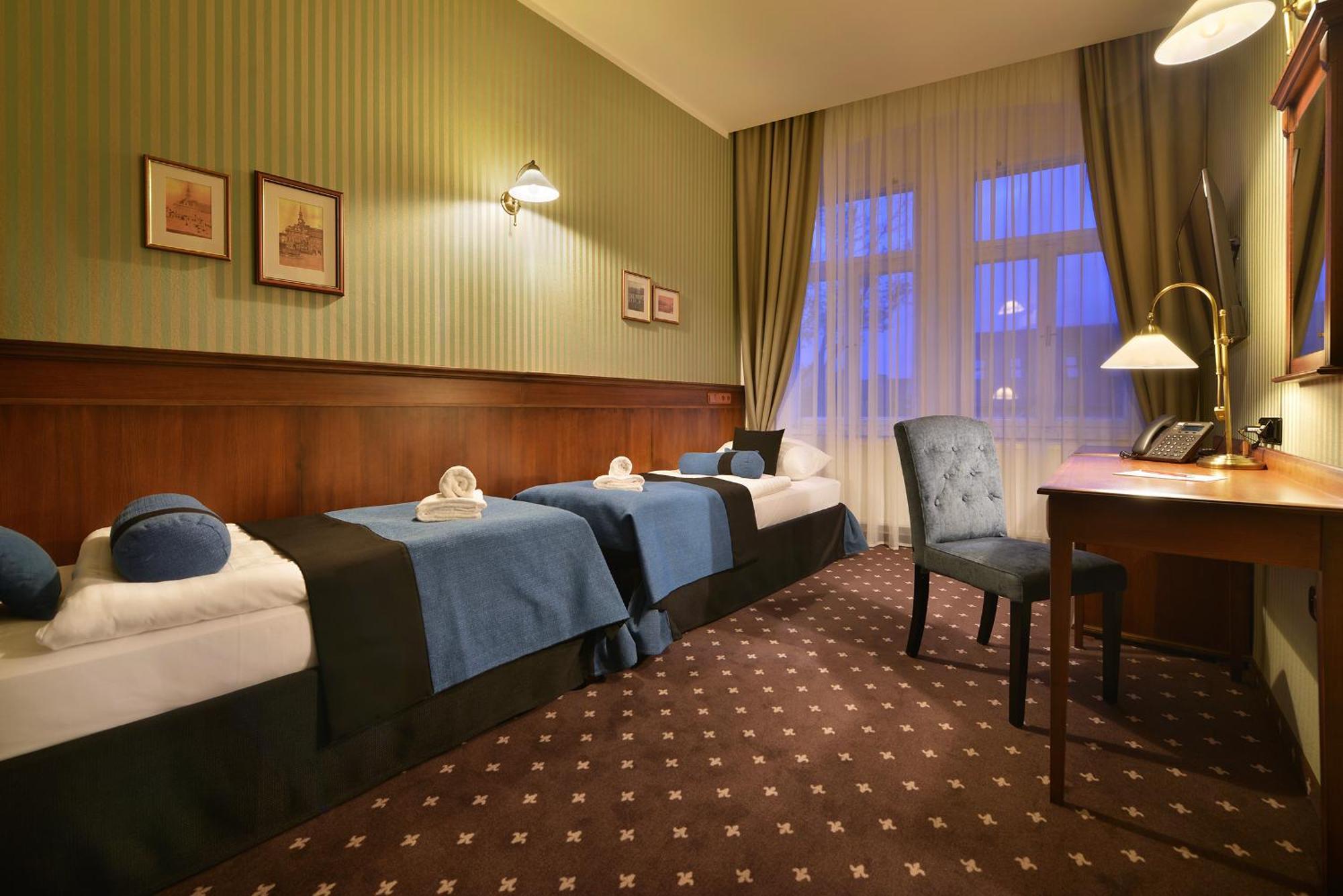 Česká Lípa City Hotel Morris מראה חיצוני תמונה